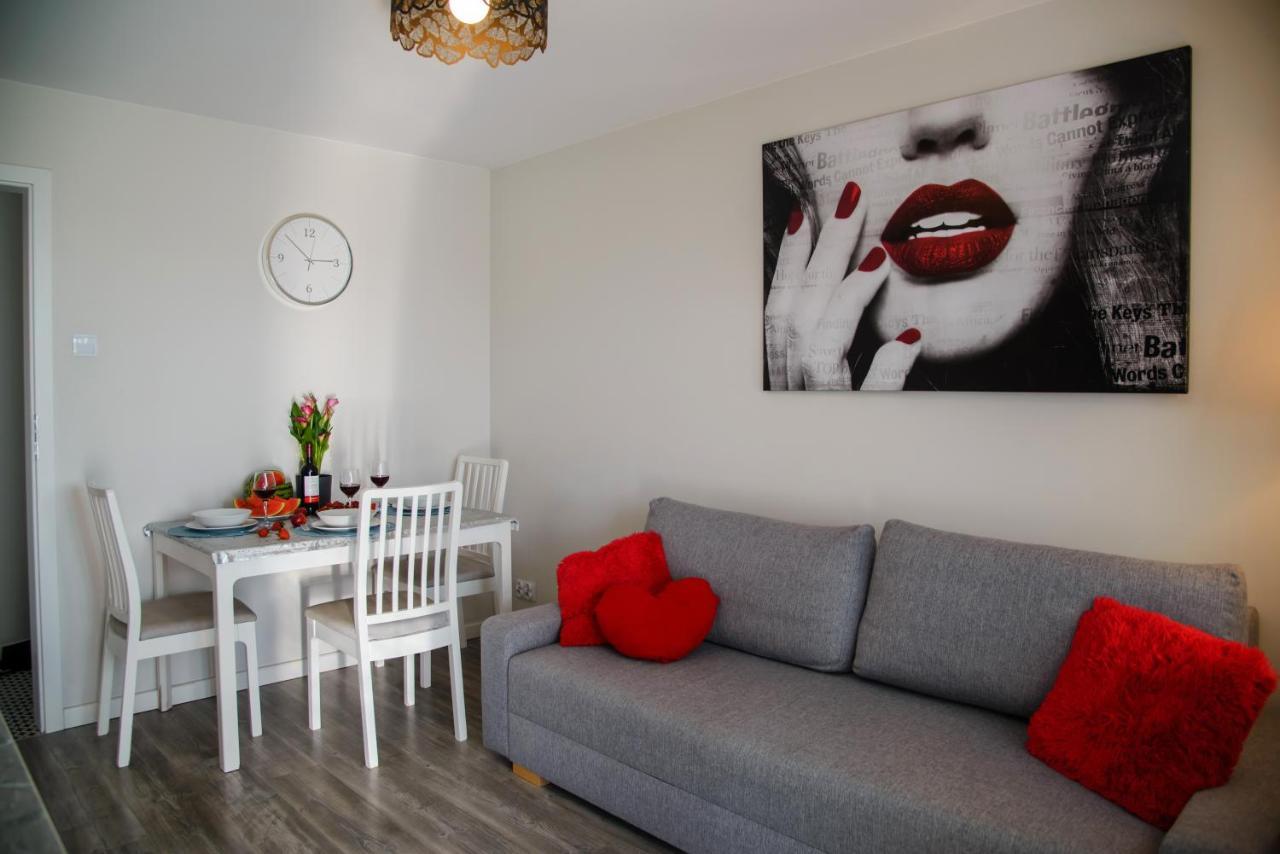 46 négyzetméteres, 3 hálószobás Apartman 1 fürdőszobával Long Gardens területén Gdańsk Kültér fotó