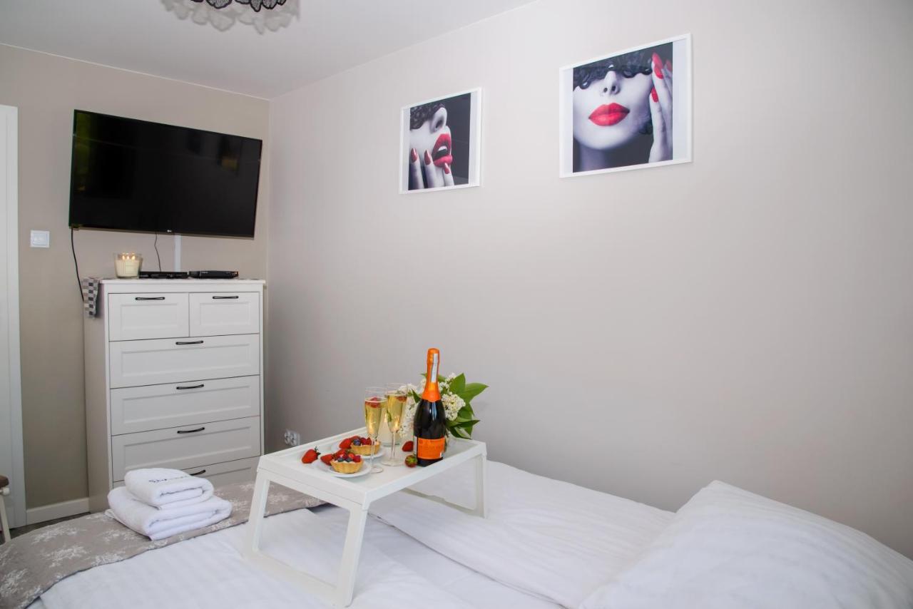 46 négyzetméteres, 3 hálószobás Apartman 1 fürdőszobával Long Gardens területén Gdańsk Kültér fotó