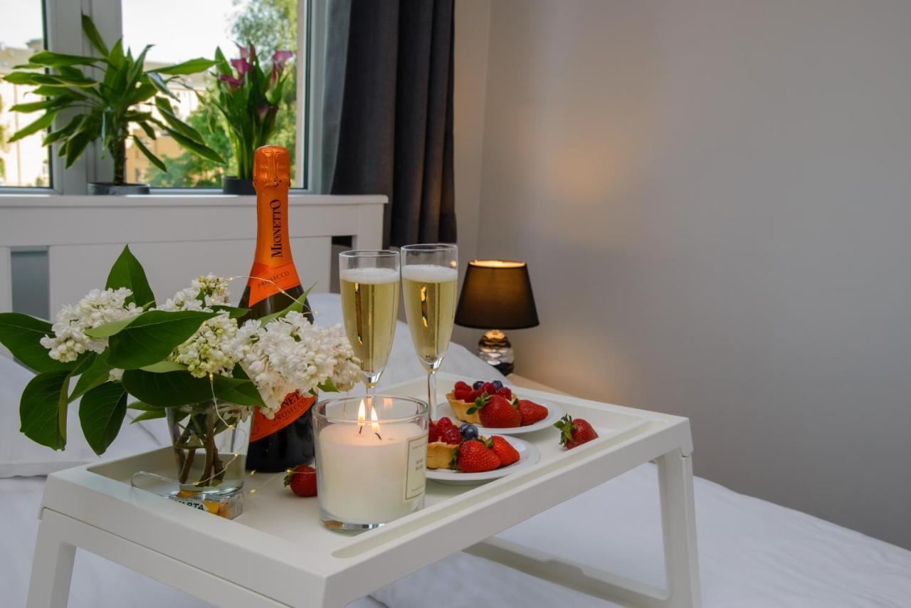 46 négyzetméteres, 3 hálószobás Apartman 1 fürdőszobával Long Gardens területén Gdańsk Kültér fotó