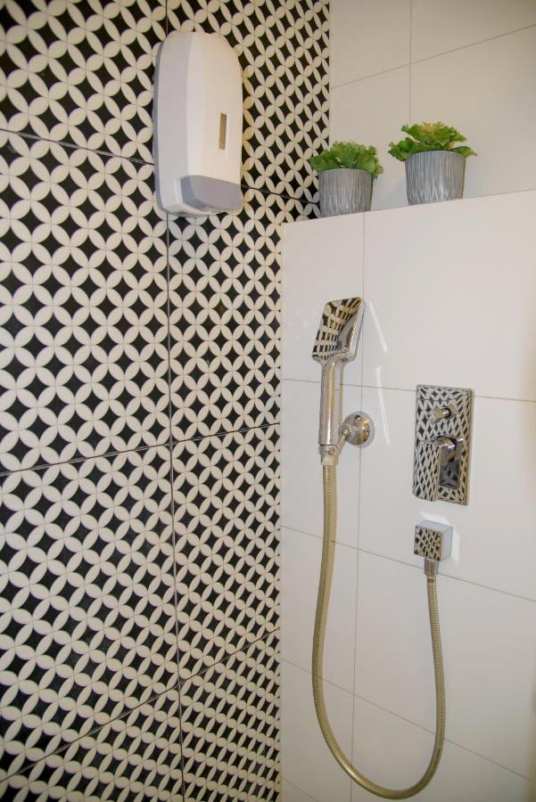 46 négyzetméteres, 3 hálószobás Apartman 1 fürdőszobával Long Gardens területén Gdańsk Kültér fotó